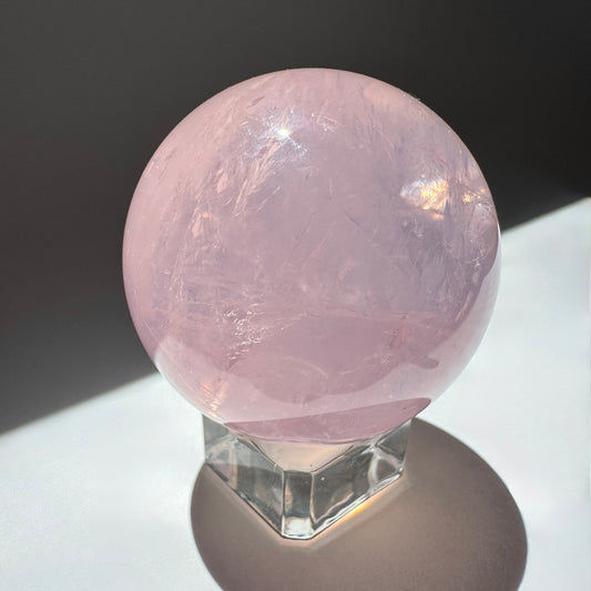 ラベンダーローズクォーツスフィア 48mm マダガスカル産