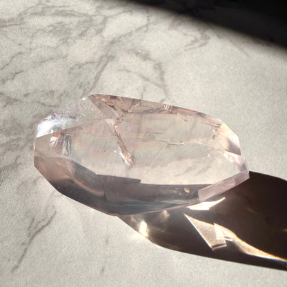 ローズクォーツ・フリーフォーム049